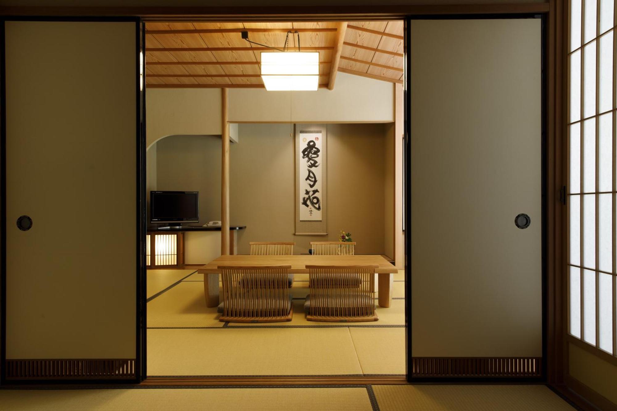 Hotel Takitei à Kanazawa Extérieur photo